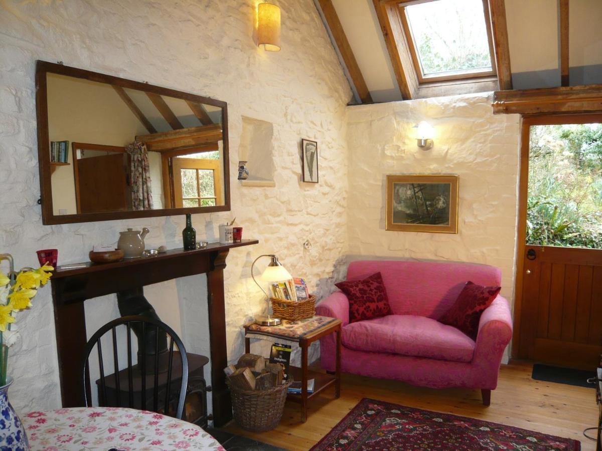 Loveston Barn Kilgetty Exterior photo